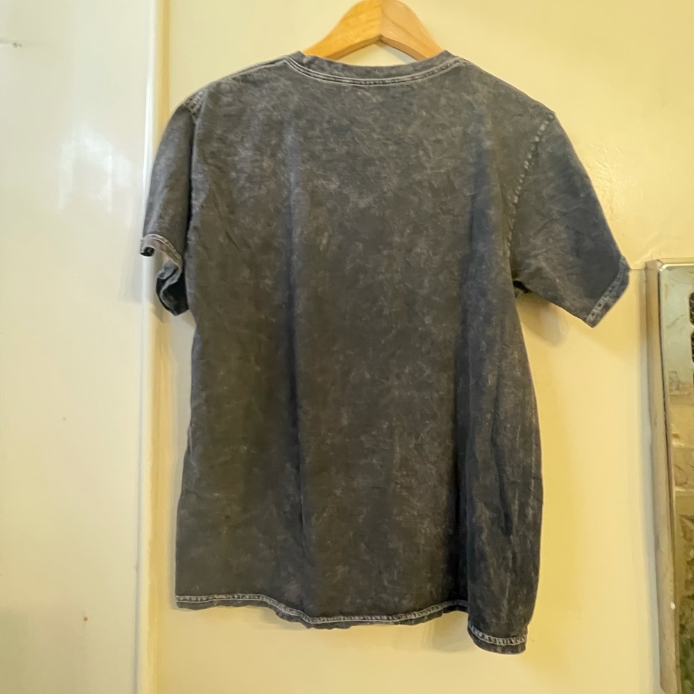 Friends tee - Picture 2 of 4